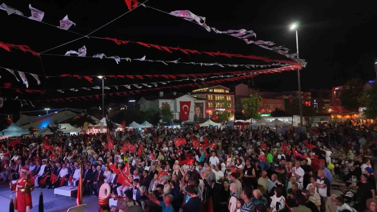 Yalova'da 15 Temmuz Anma Programı ve Demokrasi Yürüyüşü