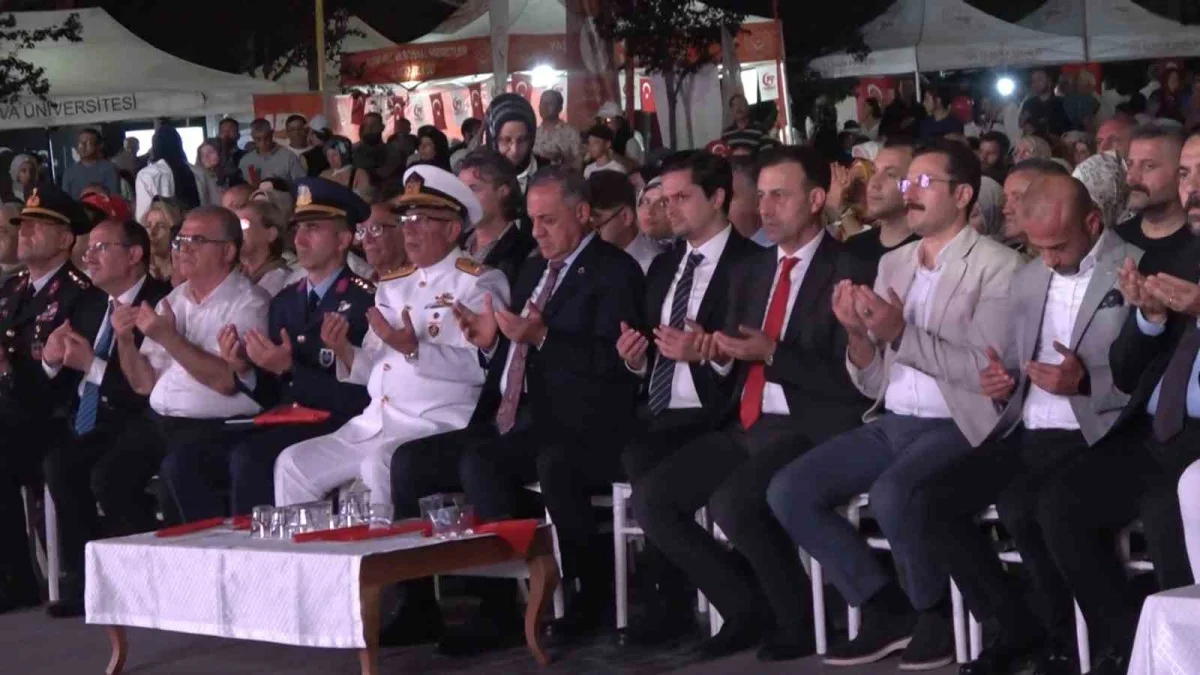 Yalova'da 15 Temmuz Anma Programı ve Demokrasi Yürüyüşü
