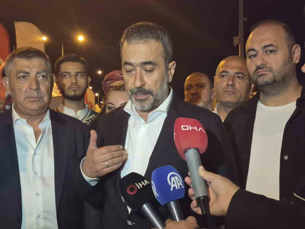 15 Temmuz'un 10'uncu yılında Külliye'de sabaha kadar nöbet