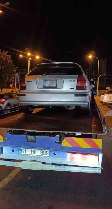 Başakşehir'de polisin kovalamacası kameraya yansıdı: 316 bin TL ceza