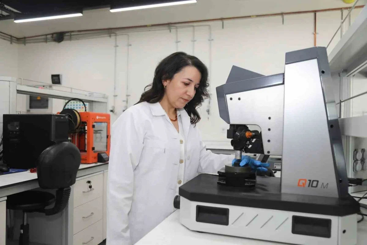 BTÜ'den kırık kemik tedavisine yeni nesil sabitleme plakası