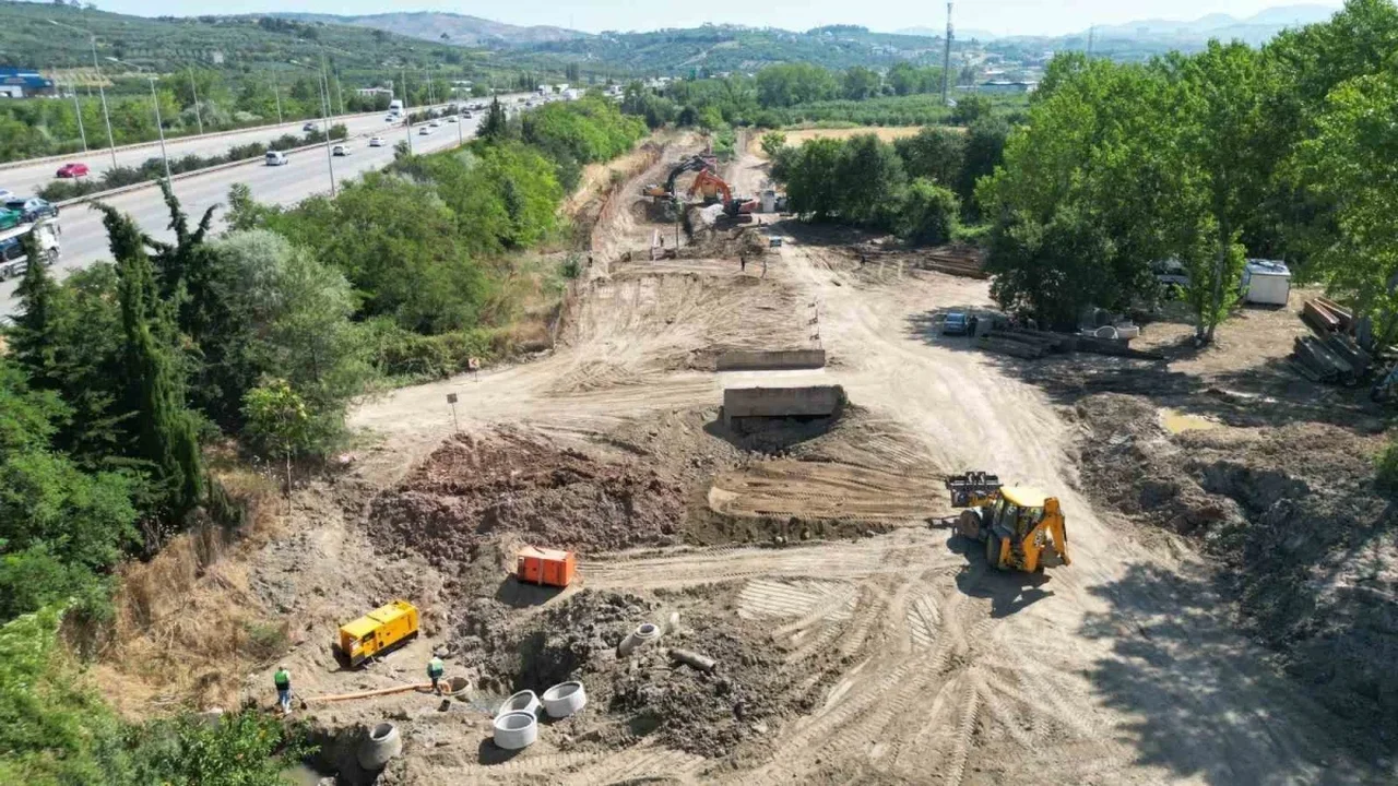 Bursa Osmangazi'de 2 kilometrelik atıksu hattı yapılıyor