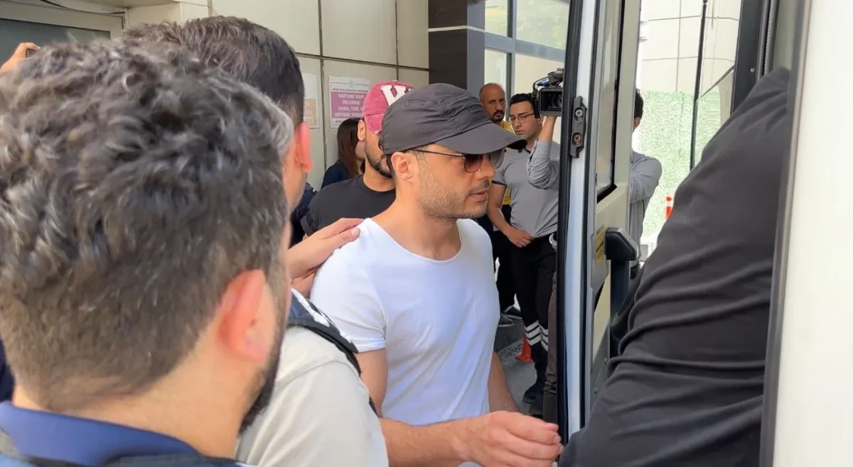 Ünlülere yönelik uyuşturucu soruşturmasında 12 kişi kontrolde