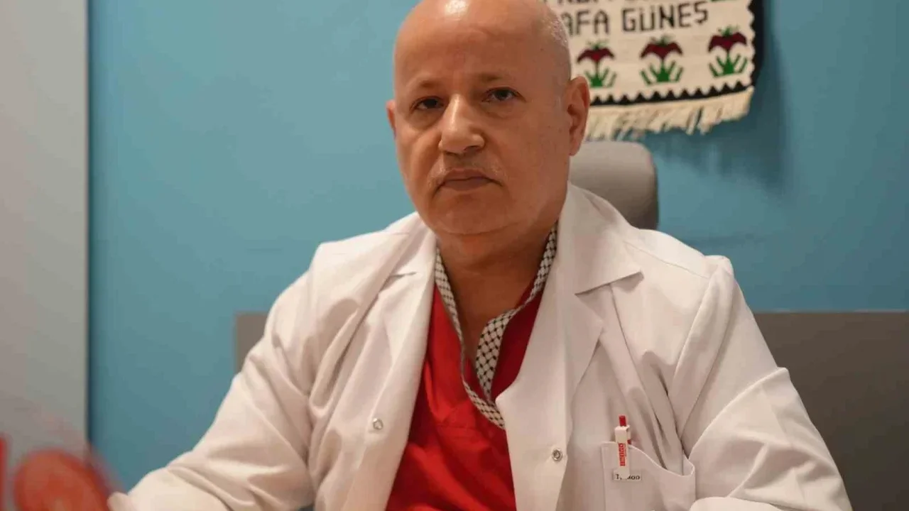 Kocaeli'de 6,5 kiloluk böbrek tümörü ameliyatla alındı