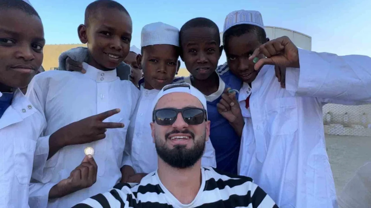 UKABDER gönüllüsü Yusuf Kurt Çad'da yetimlere destek oluyor