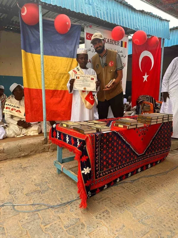 UKABDER gönüllüsü Yusuf Kurt Çad'da yetimlere destek oluyor