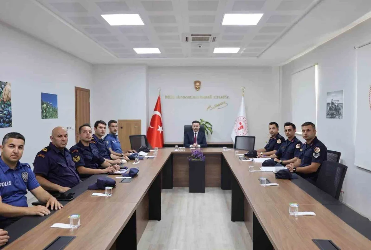 Gökçeada'da turizm sezonu için güvenlik toplantısı yapıldı