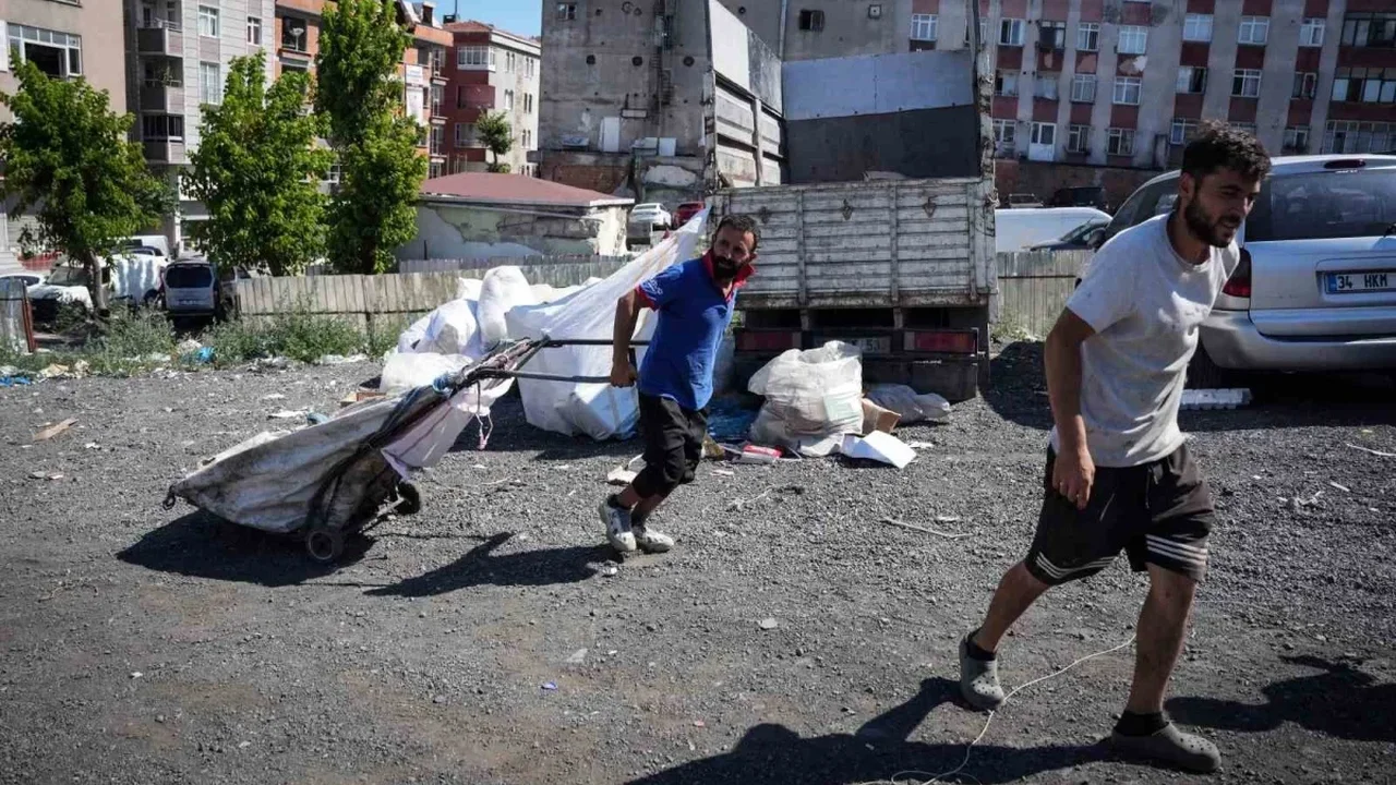 İstanbul'da DOA sistemi kağıt toplayıcılarını zorladı