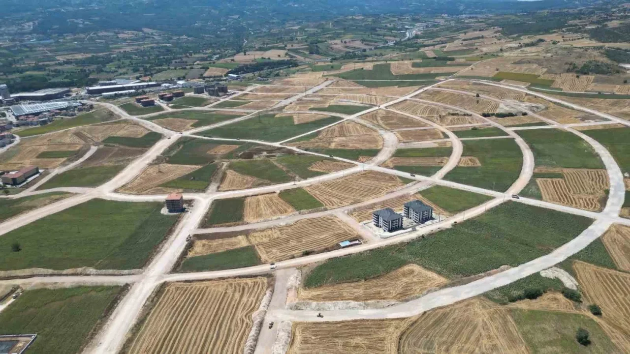 Bursa Büyükşehir'den İnegöl'e 18 kilometrelik yeni yol