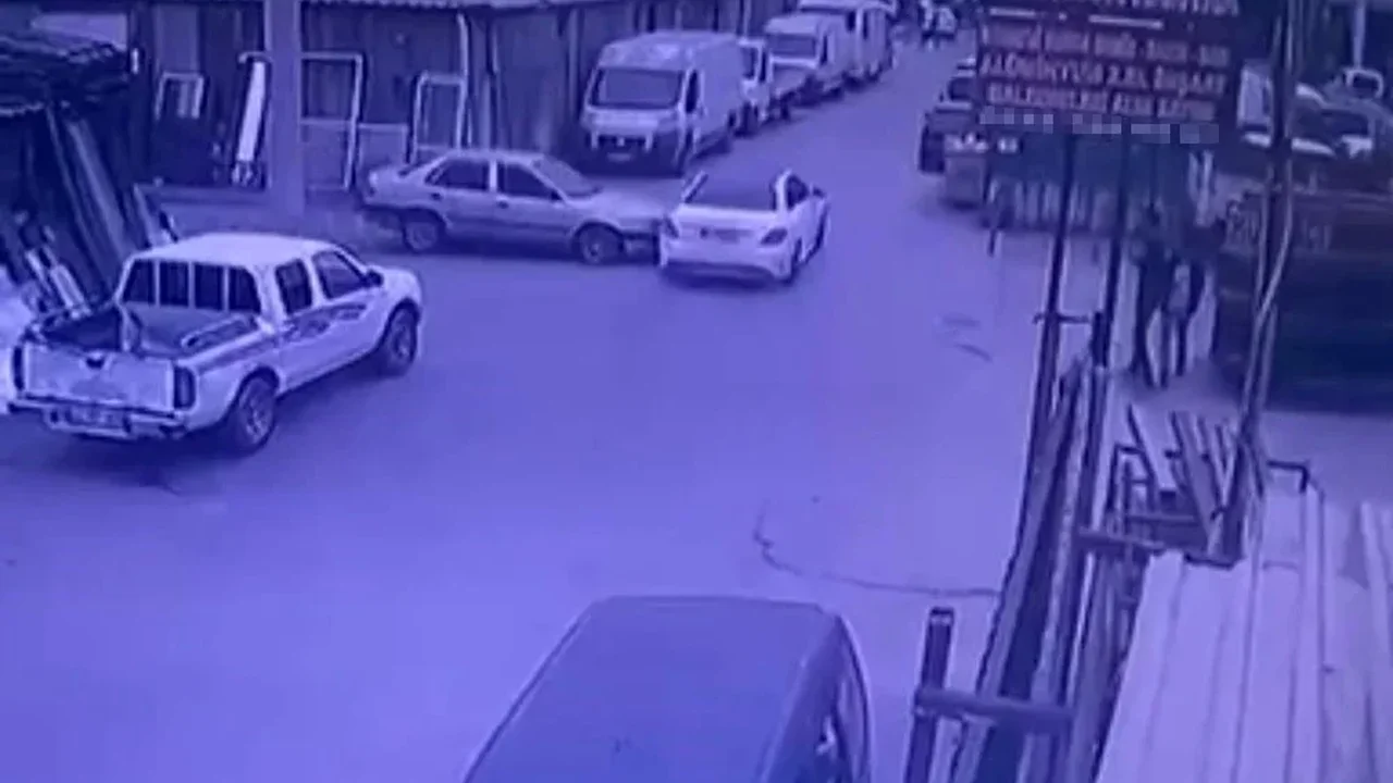 İzmit'te aynı sokakta peş peşe kazalar: Esnaf kasis istiyor