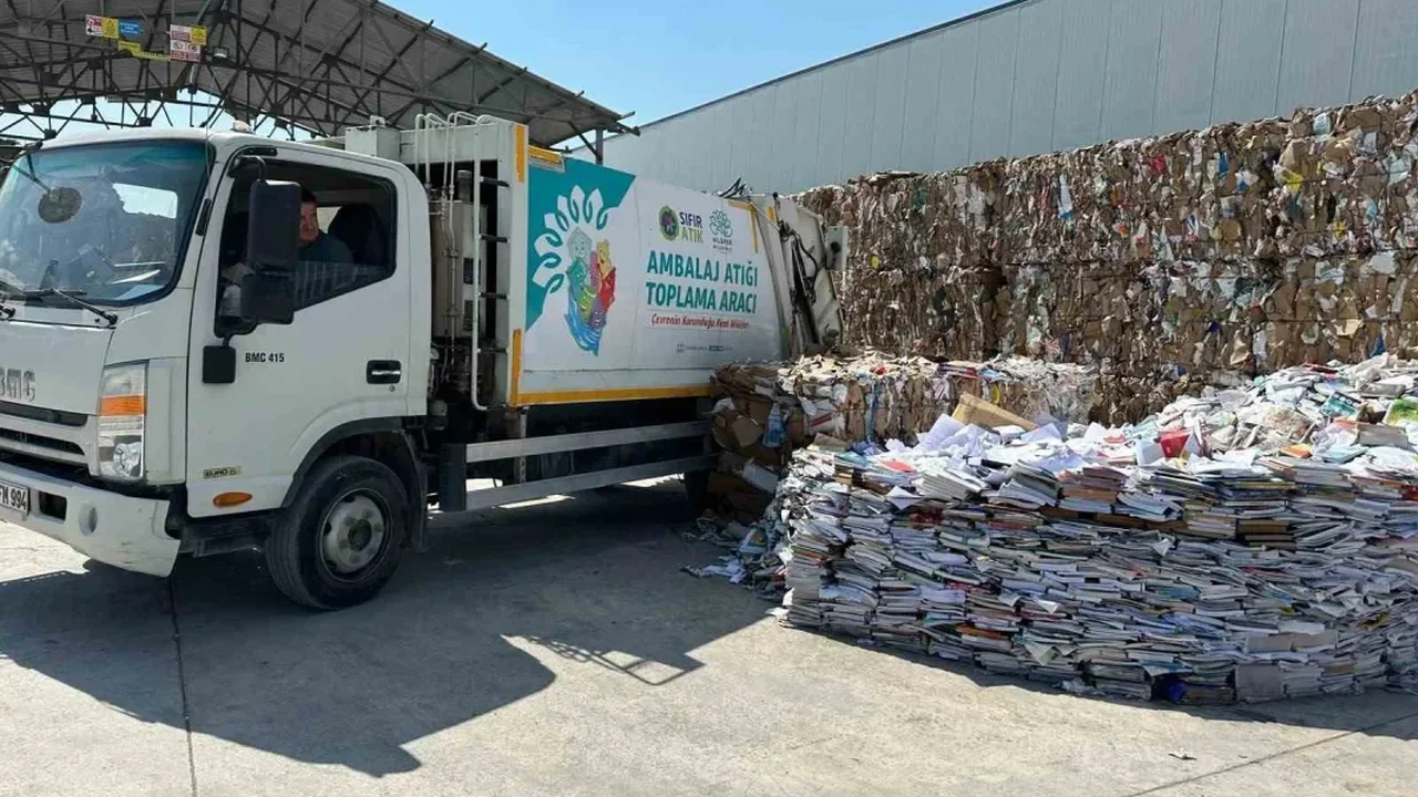 Nilüfer'de eski kitaplar geri dönüşüme kazandırıldı