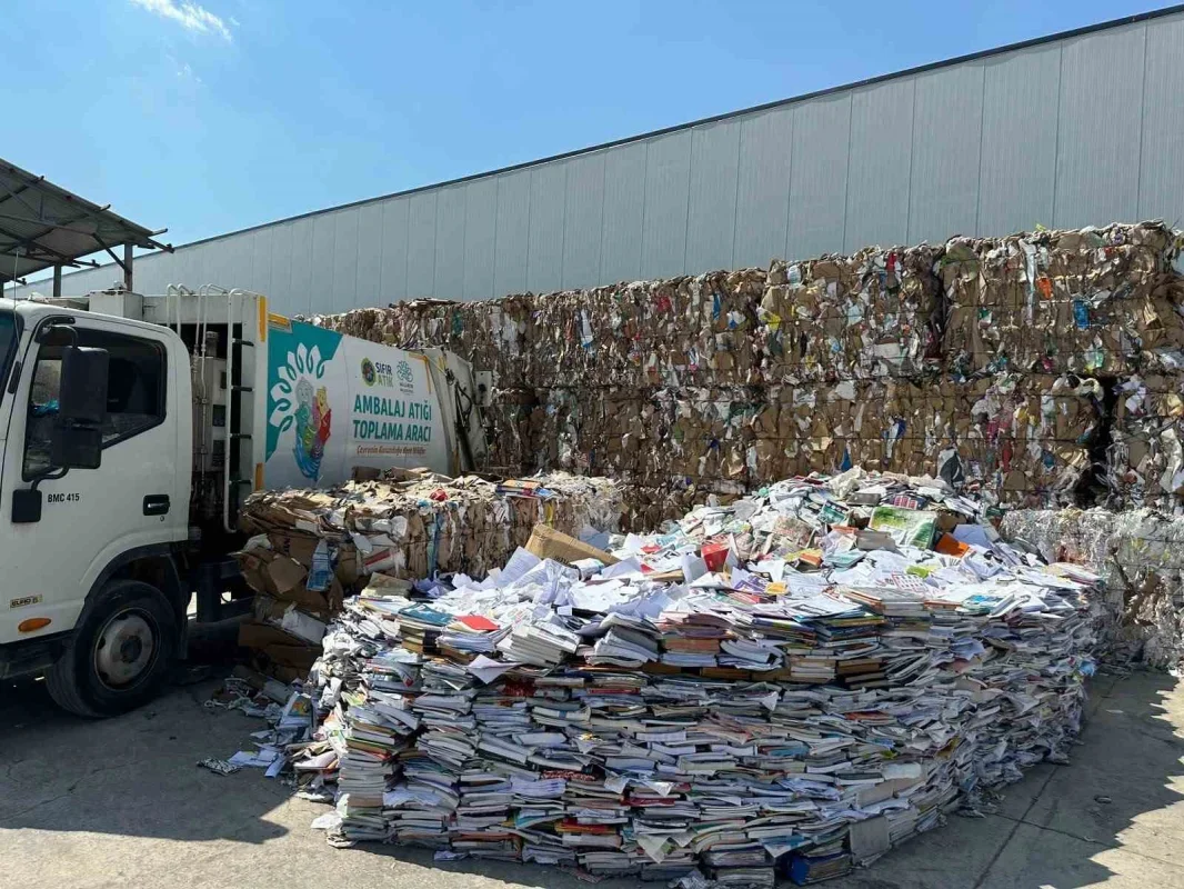 Nilüfer'de eski kitaplar geri dönüşüme kazandırıldı