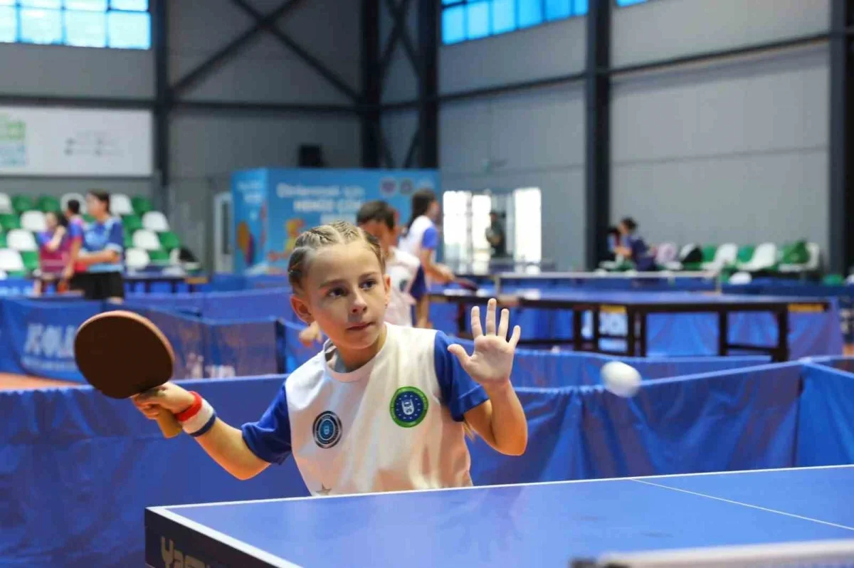 Bursa Büyükşehir Yaz Spor Okulları ilk dönemini tamamladı
