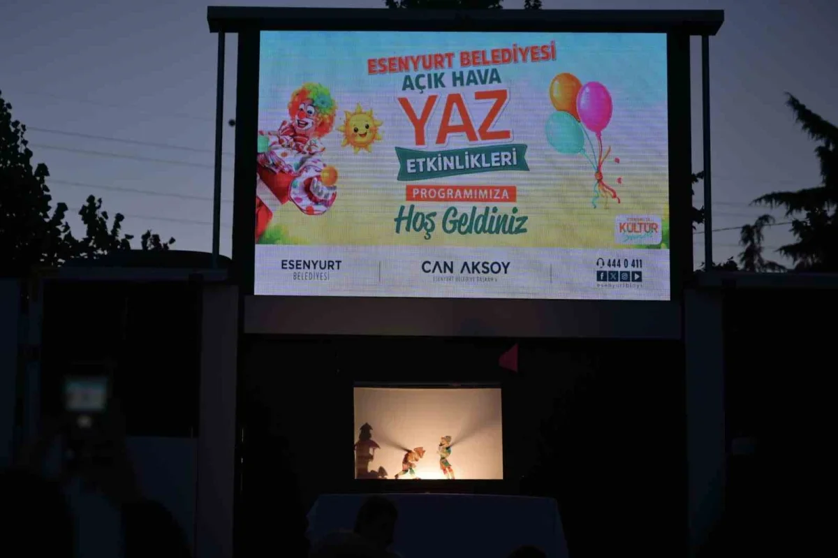 Esenyurt'ta açık hava yaz etkinliklerine çocuklardan yoğun ilgi