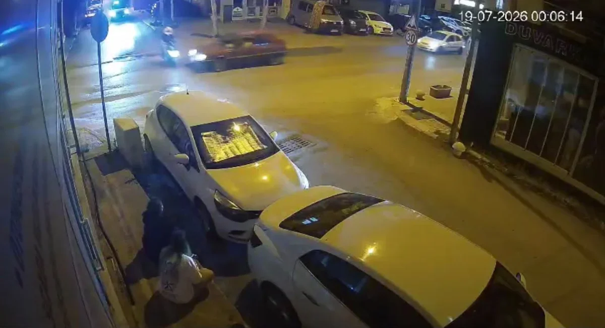 Kocaeli Gebze'de otomobil ile motosiklet çarpıştı: 1 yaralı