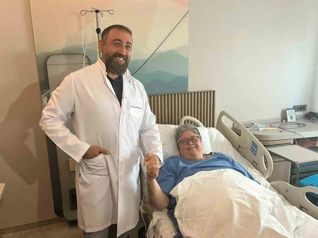 Obezite cerrahisi için geldi, 5 ameliyatı aynı anda oldu