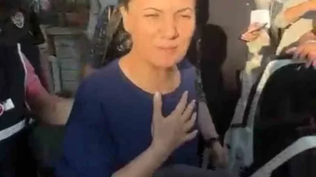 Fatma Kaplan Hürriyet'in polis aracına bindiği anlar görüntülendi