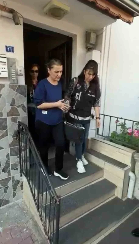 Fatma Kaplan Hürriyet'in polis aracına bindiği anlar görüntülendi