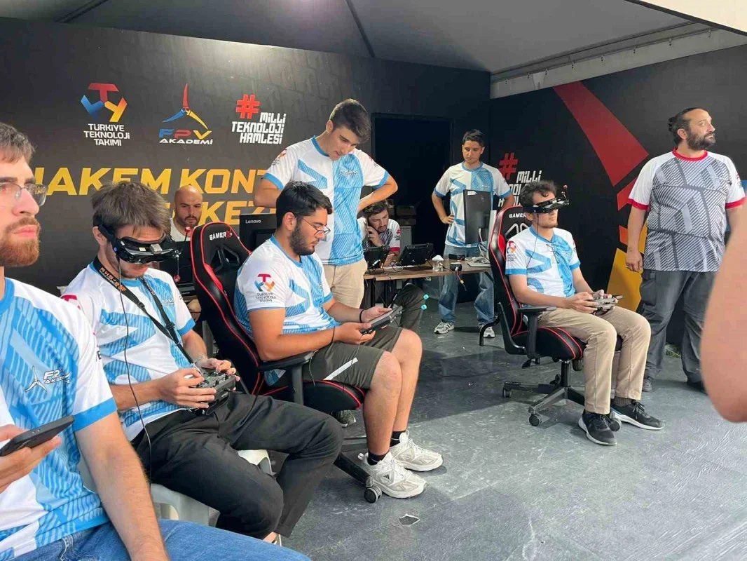 İstanbul'da FPV dron yarışması nefes kesti: Ödüller verildi