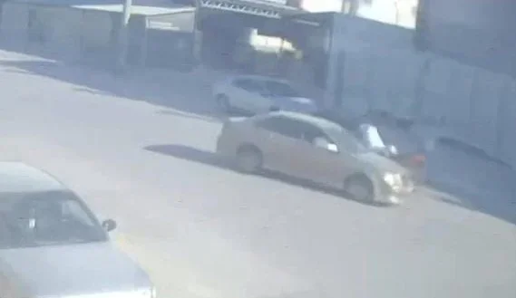 İnegöl'de otomobil ile motosiklet kafa kafaya çarpıştı: 1 yaralı