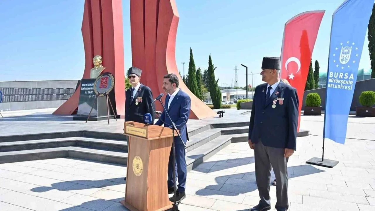 Kıbrıs Barış Harekatı Bursa'da anıldı: Şehitler yad edildi