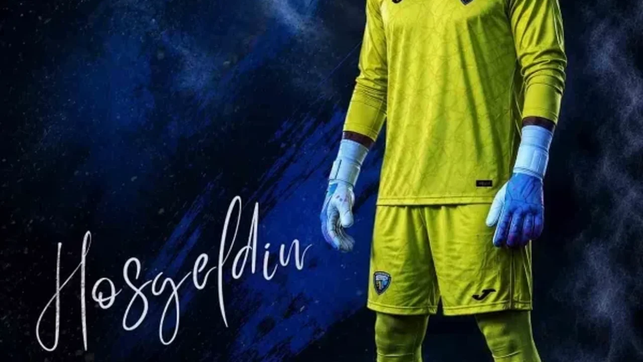 Orhan Kurşun, Karacabey Belediyespor ile 3 yıllık imza attı