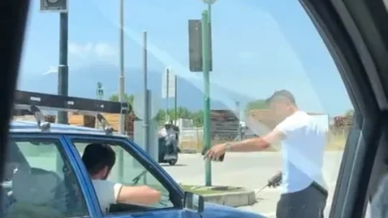 İnegöl'de camdan ayak çıkaran sürücüye 280 bin TL ceza