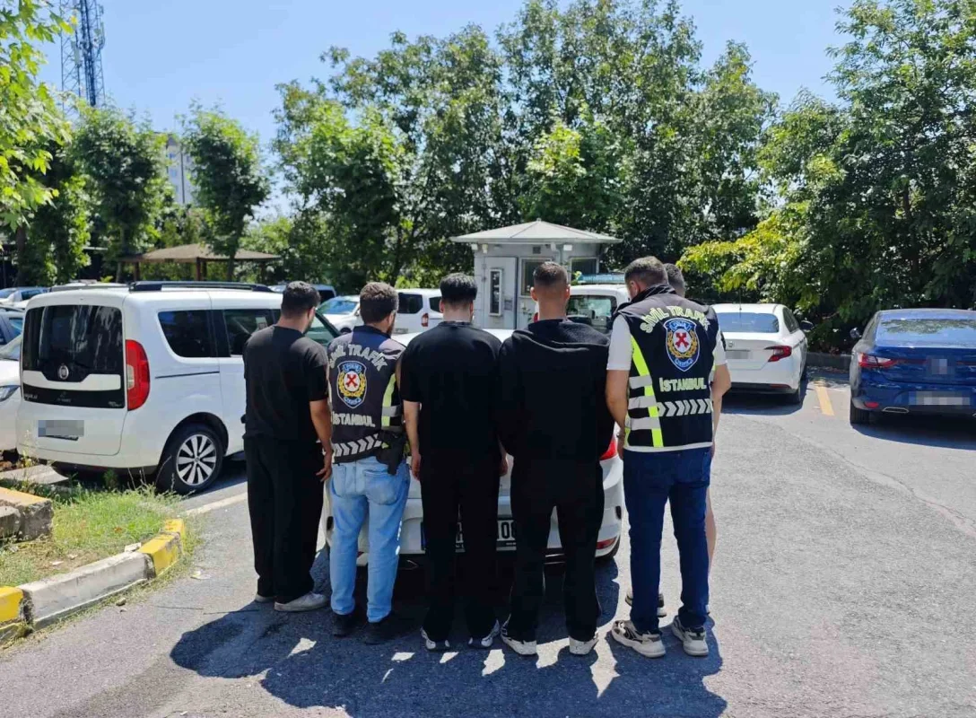 Başakşehir'de trafikte dehşet: 5 kişiye 720 bin TL ceza