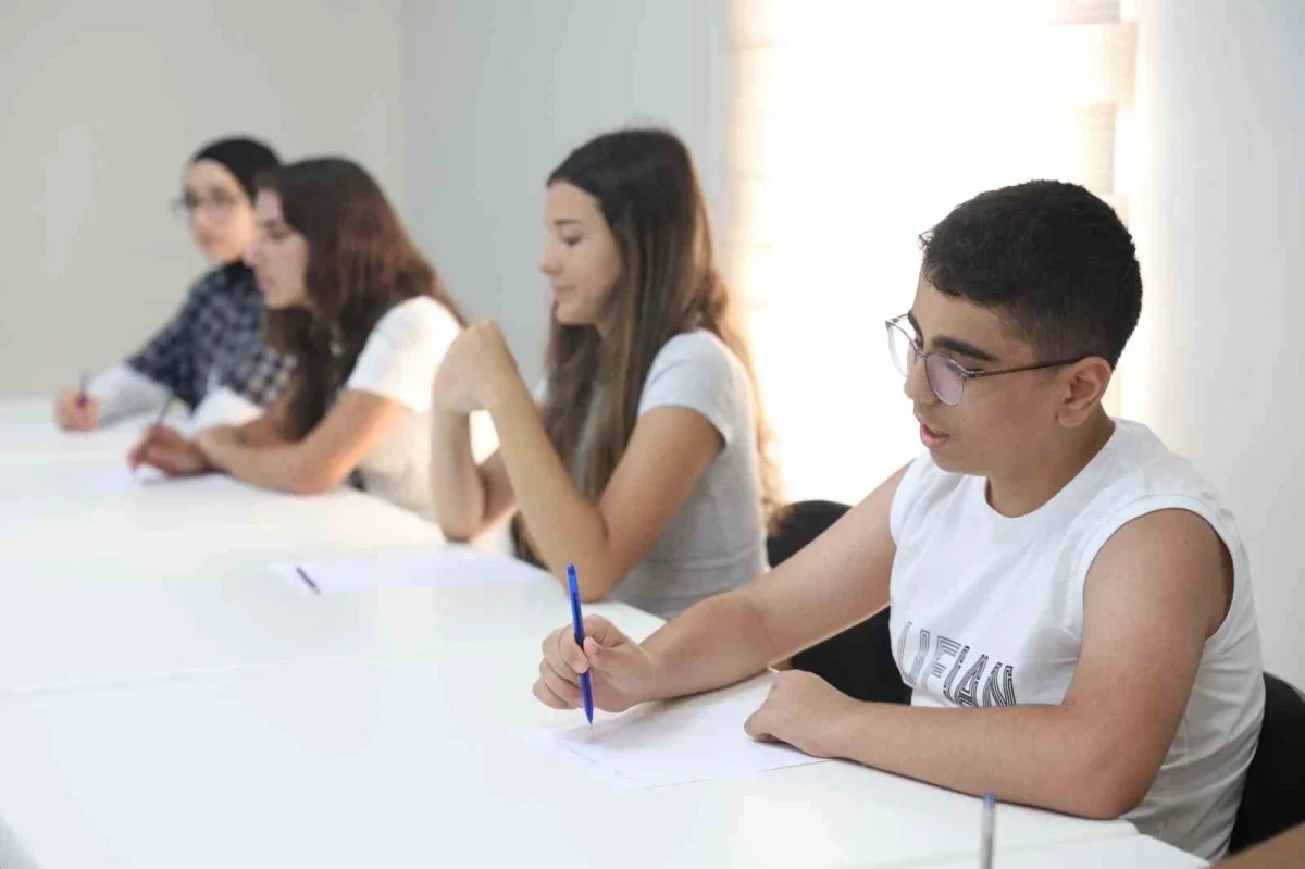 Osmangazi'de ücretsiz LGS kursları öğrencilere tercih desteği sundu