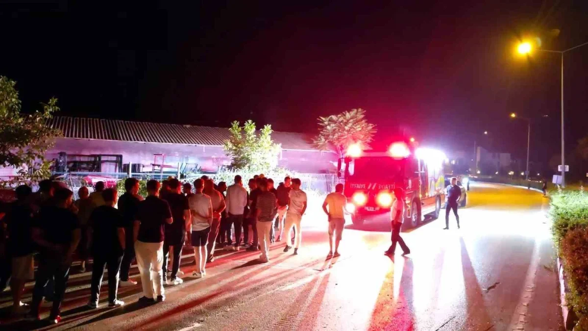 İnegöl'de takla atan cip kazası kamerada: 2 yaralı
