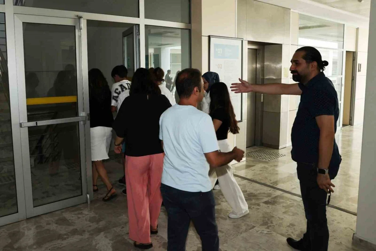 Nilüfer'de deprem ve yangın tahliyesi tatbikatı yapıldı