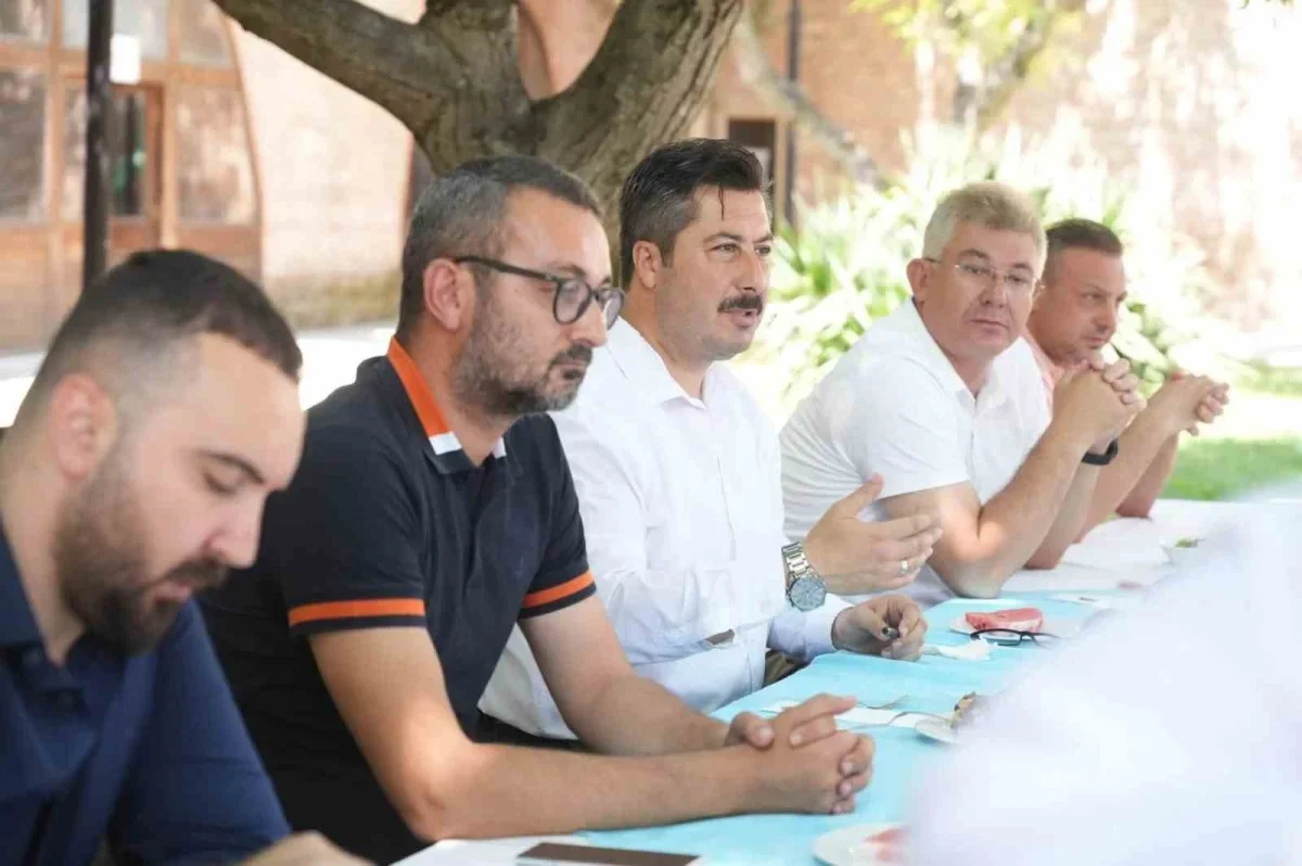 Yenişehir Belediyespor'da yeni yönetim kurulu ilk toplantısını yaptı