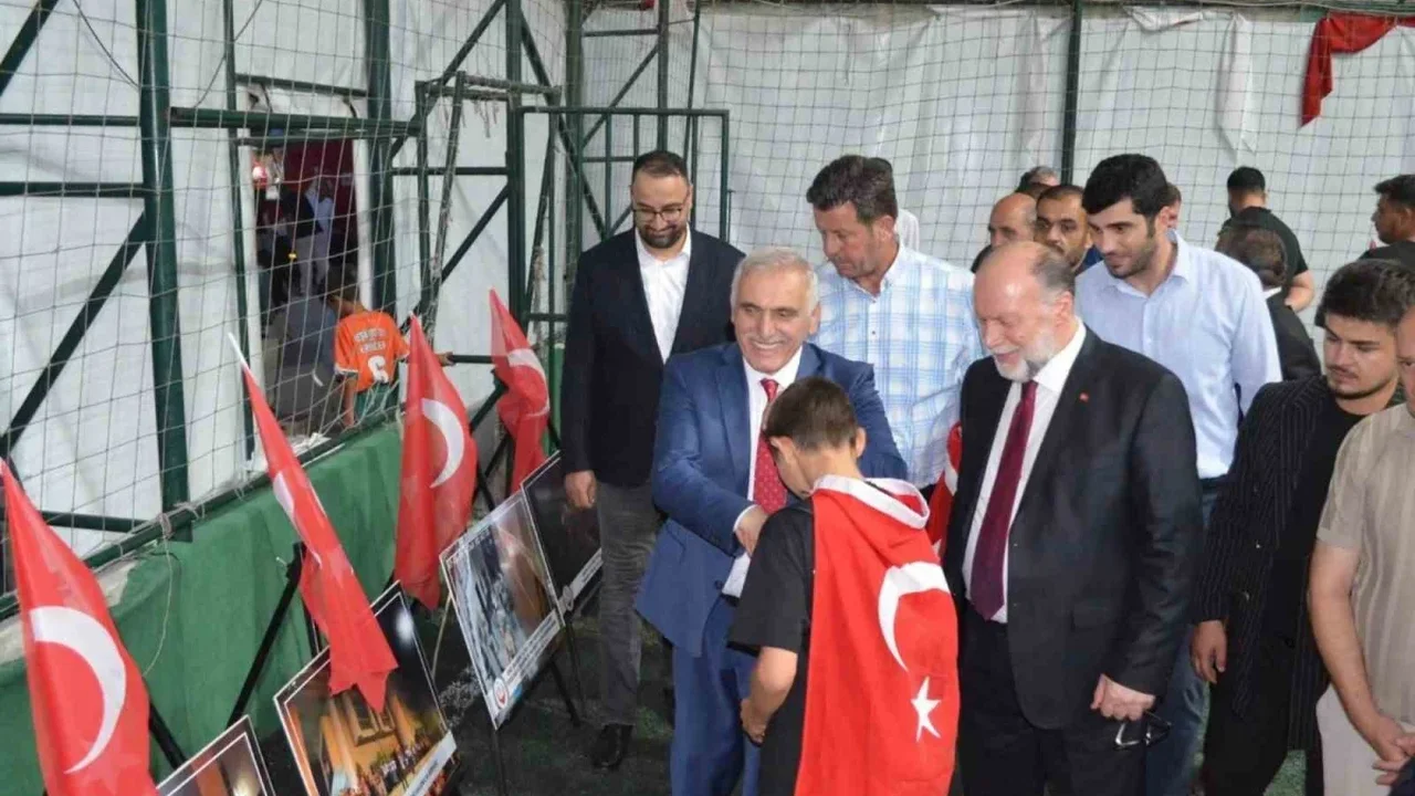 15 Temmuz'un 10. yılında kahramanlık sergiyle anlatıldı