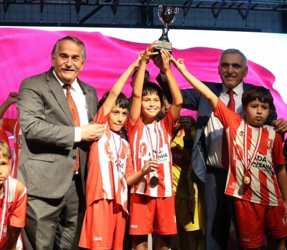 15 Temmuz'un 10. yılında kahramanlık sergiyle anlatıldı