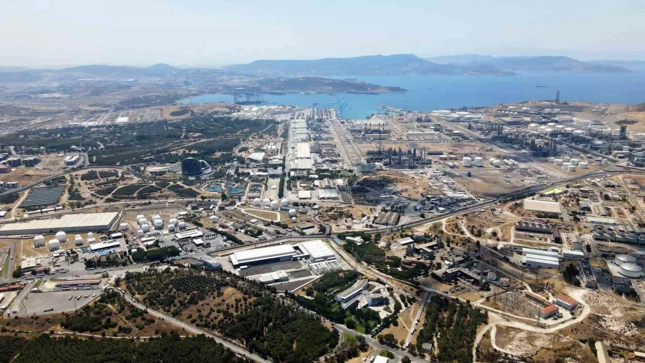 Aliağa limanları 2026'nın ilk 6 ayında liderliğini korudu