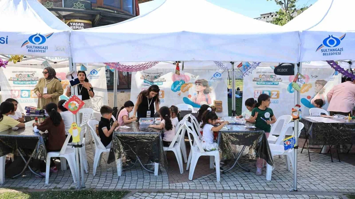 Sultangazi Kitap Kafe etkinlikleri çocuklara eğlence sunuyor