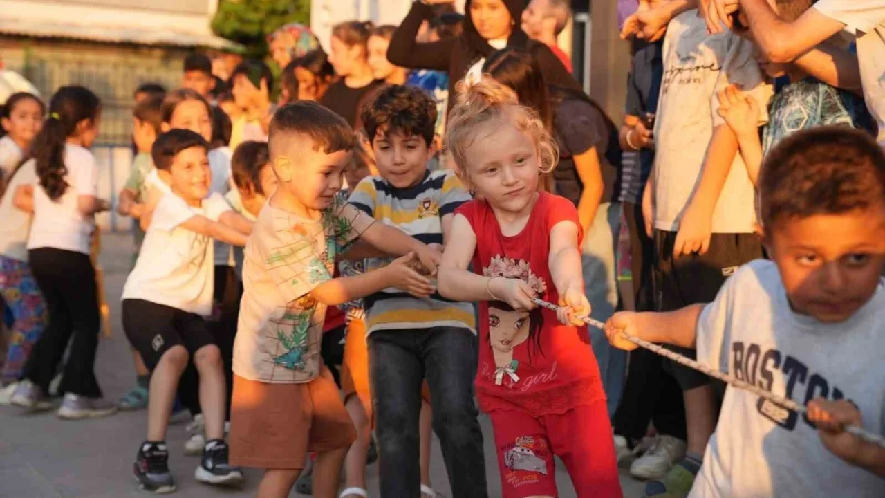 Yıldırım'da Geleneksel Mahalle Çocuk Şenlikleri başladı