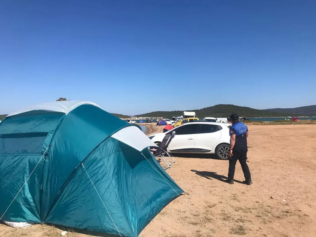Ayvalık'ta karavan parkına yeni yasak: Yol kenarına izin yok