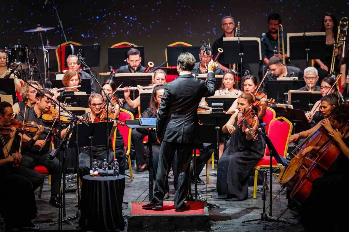 64. Uluslararası Bursa Festivali Murat Karahan konseriyle başladı
