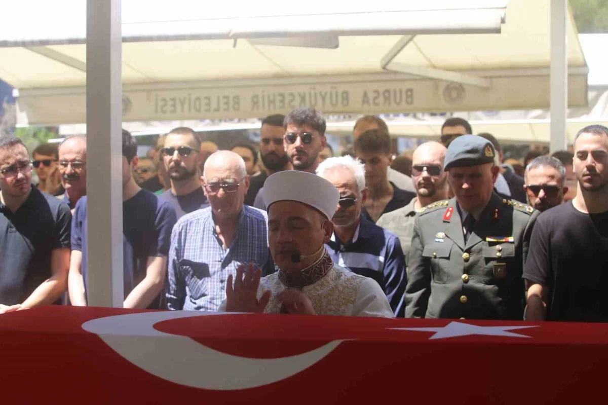 Cilo Dağı'nda kaybolan Bursalı dağcı Yüksel Işık toprağa verildi