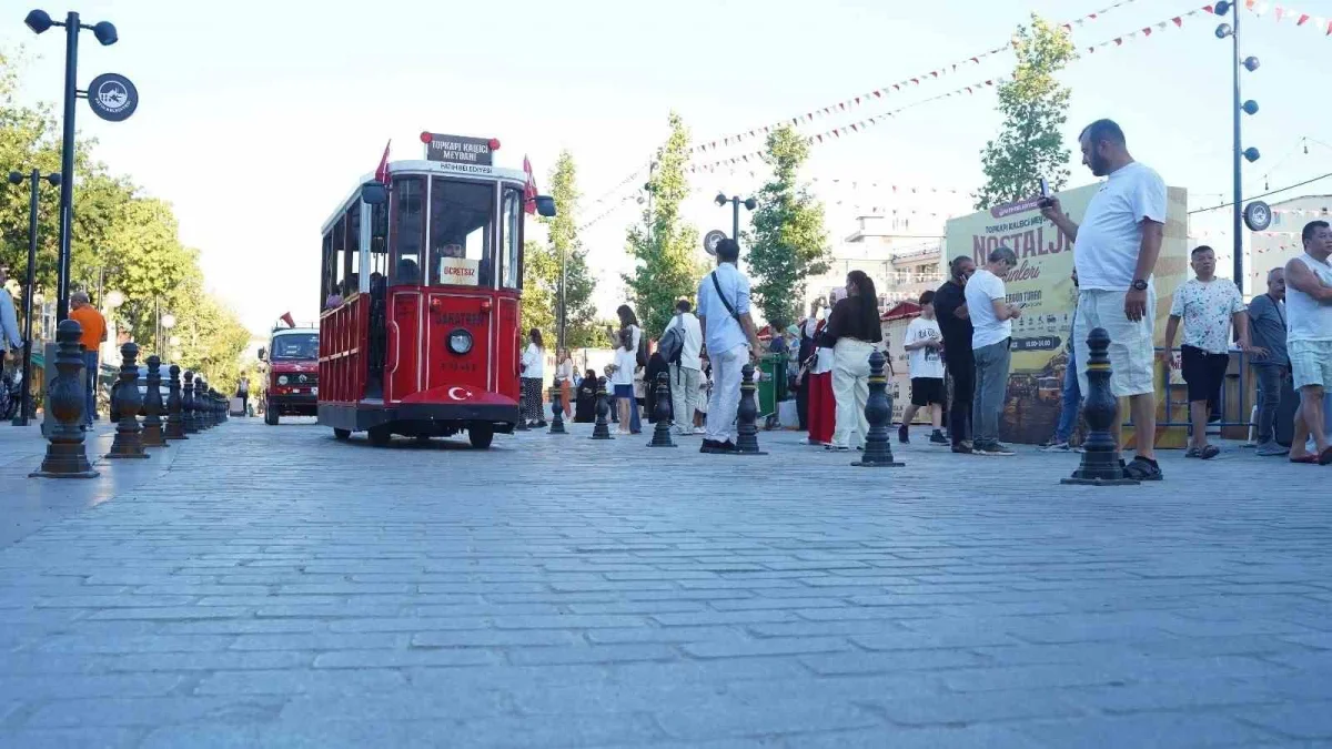 Fatih Belediyesi Nostalji Günleri Topkapı Kaleiçi'nde sürüyor