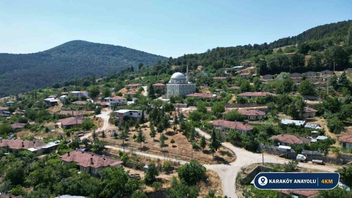 Bursa Büyükşehir Mustafakemalpaşa'da 45 kilometrelik yolu yeniliyor