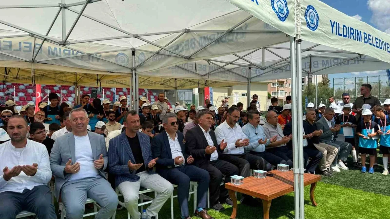 Yaz Kur'an kursları çocukları geleceğe hazırlıyor