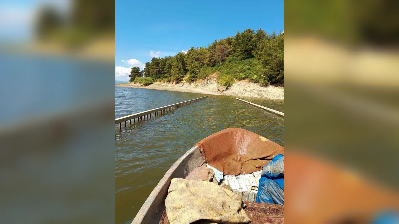 Yenice-Gönen Barajı'nda sular çekildi, Haydaroba Köprüsü ortaya çıktı