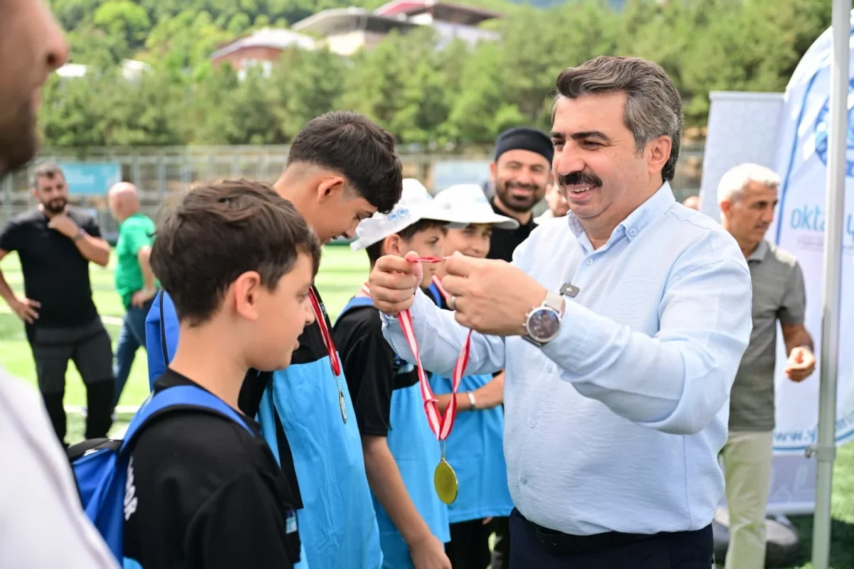 Yıldırım'da Yaz Kur'an Kursları turnuvasında kardeşlik kazandı