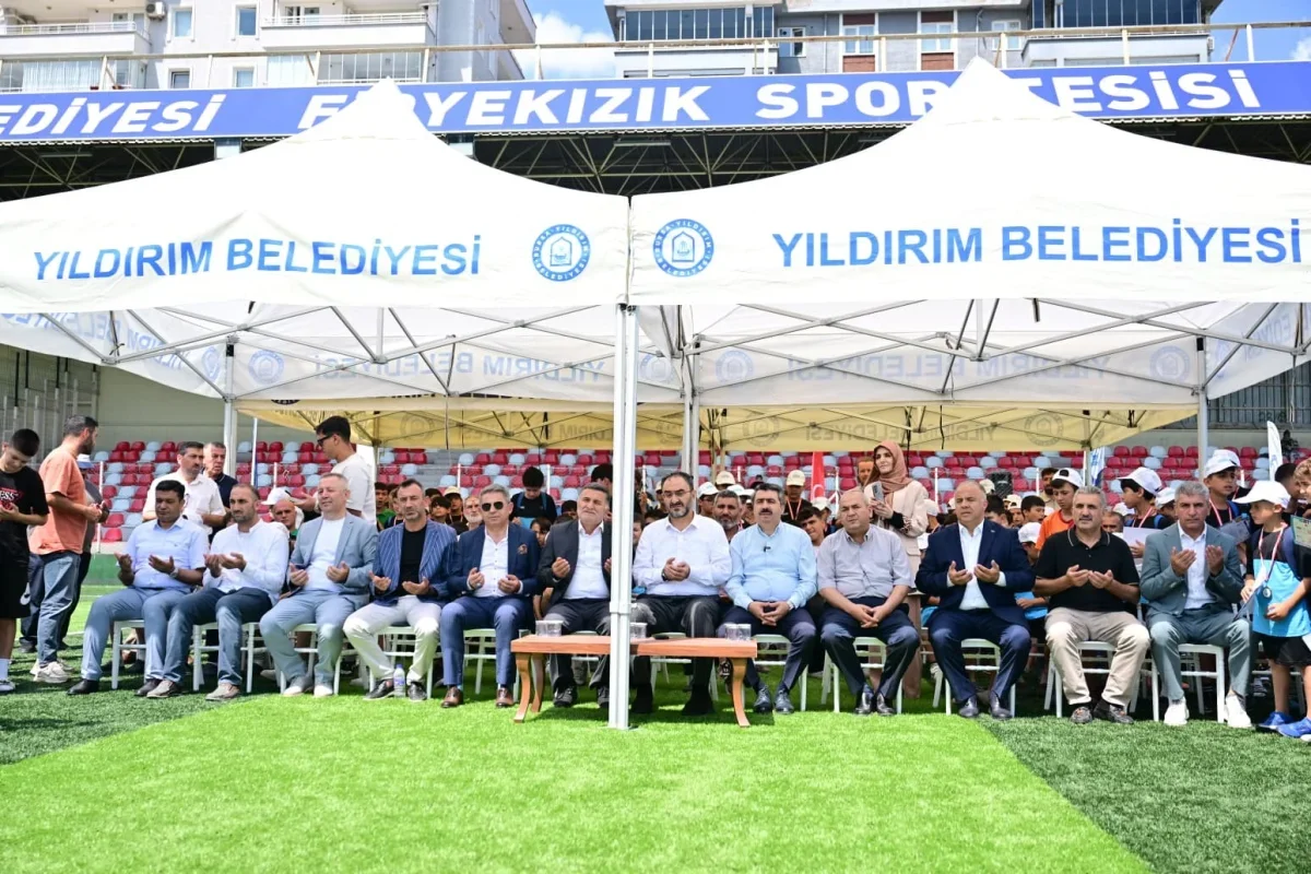 Yıldırım'da Yaz Kur'an Kursları turnuvasında kardeşlik kazandı