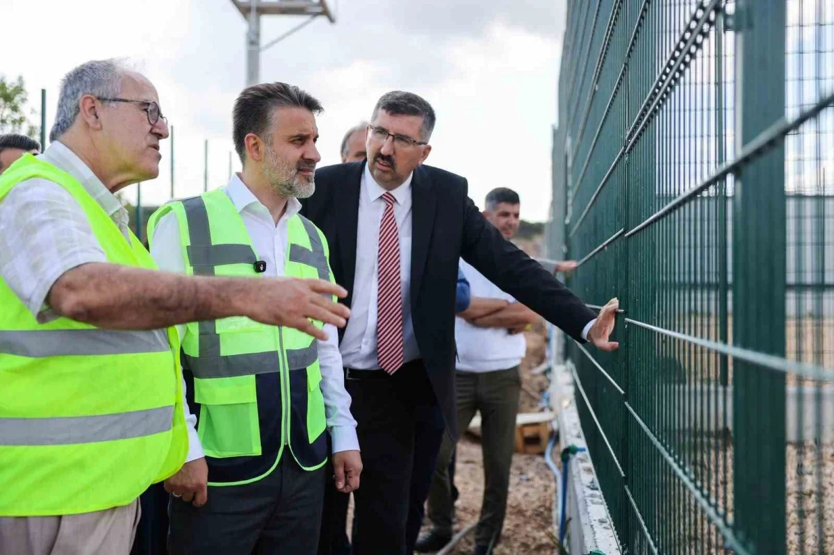 Bursa'da Başköy Sahipsiz Sokak Hayvanları Alanı büyüyor