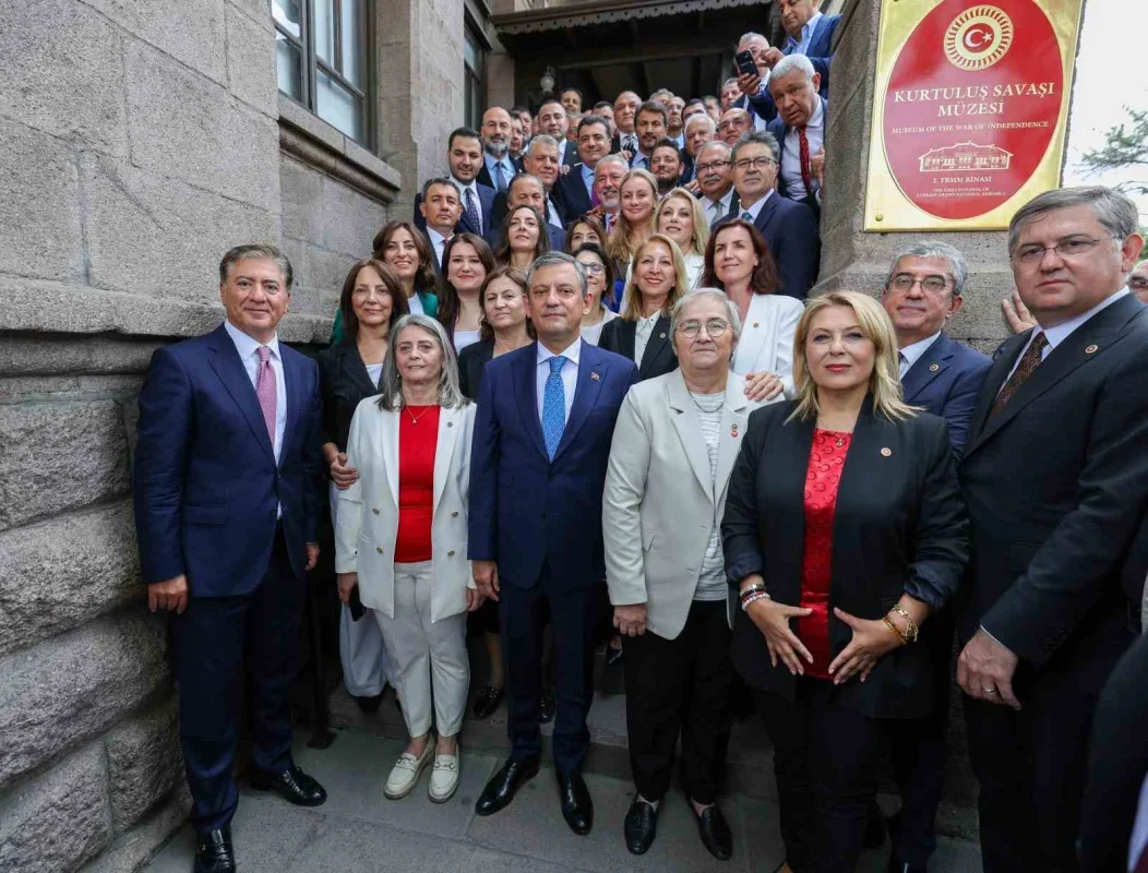 Özgür Özel: YENİ Parti bütçe çalışmalarına son kez katılacak