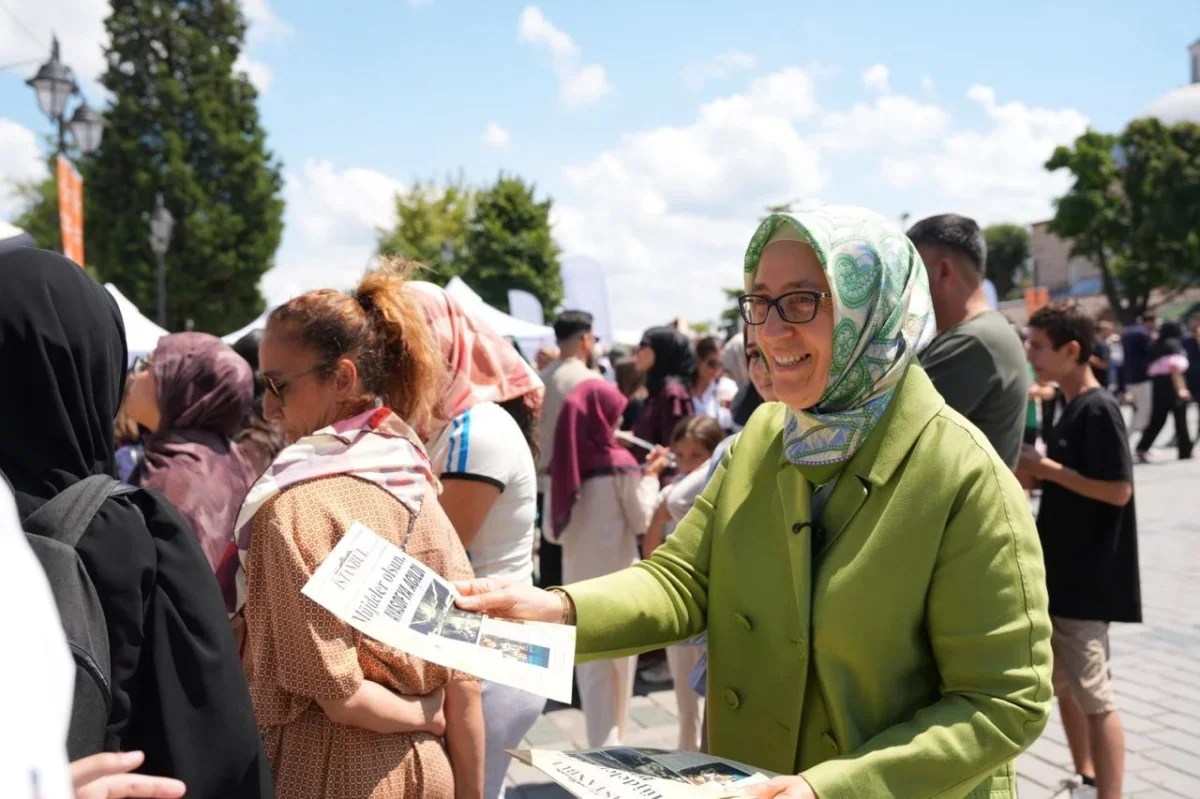 Ayasofya'nın açılışının 6. yılında AK Parti'den özel gazete