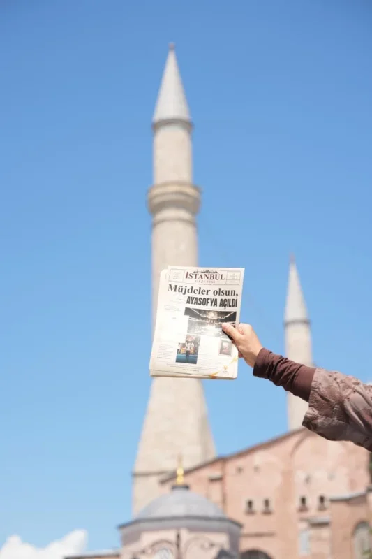 Ayasofya'nın açılışının 6. yılında AK Parti'den özel gazete